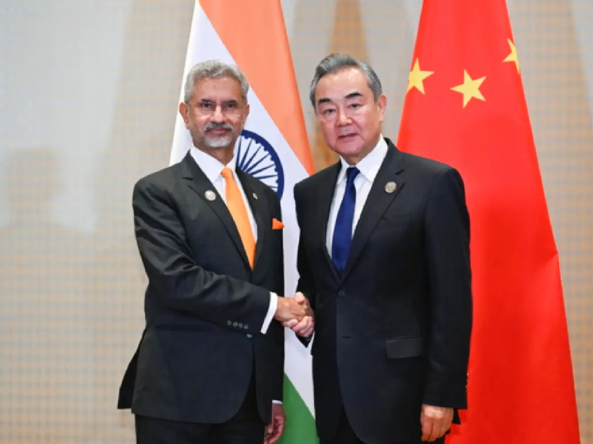 Leaders discussed Mansarovar Yatra and direct flights between India and China during meeting.