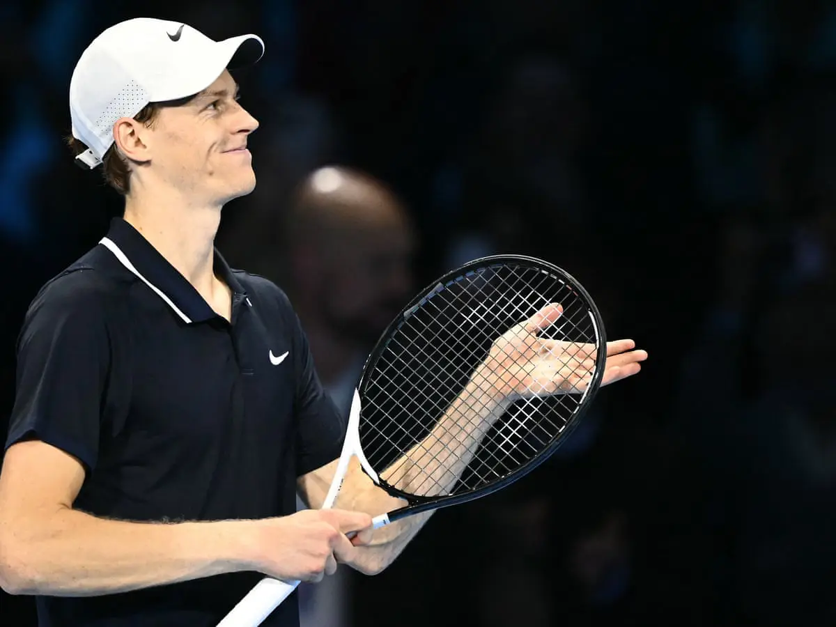 Jannik Sinner (Right) Defeated Taylor Fritz 6-4, 6-4