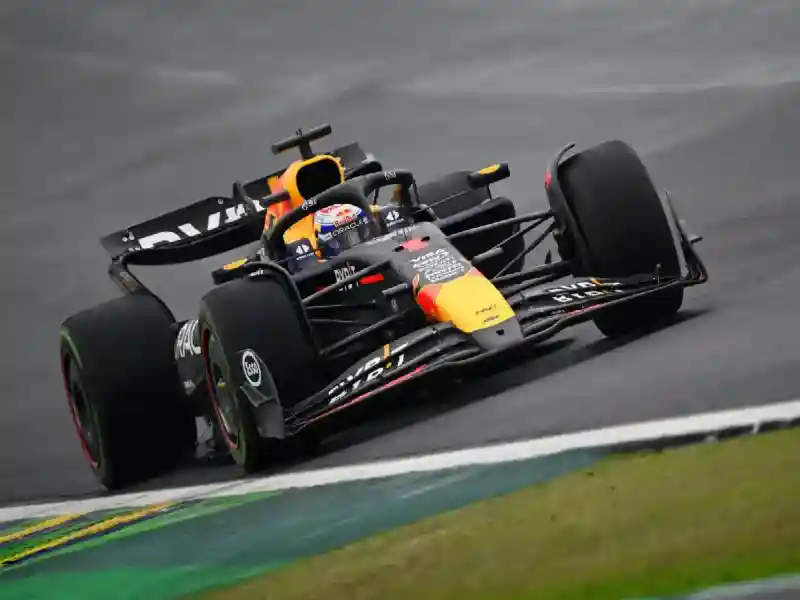 Lando Norris In Action At The Brazil Gp.