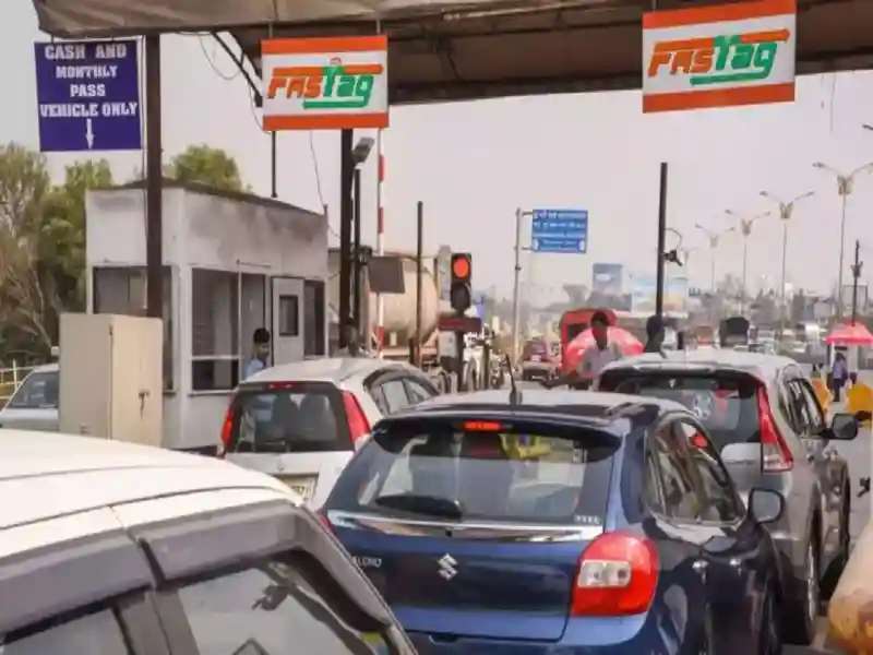 New Delhi: Vehicles Stuck In Traffic Jam After Rains