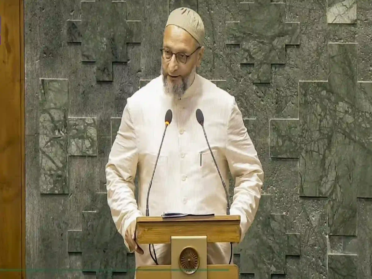 Aimim Mp Asaduddin Owaisi Takes Oath As A Member Of The House During The First Session Of The 18Th Lok Sabha In New Delhi On Tuesday. | Photo Credit: Pti