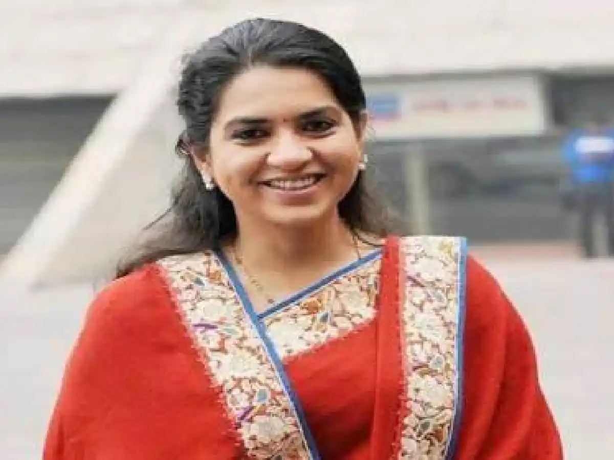 Shaina Nc Indian Fashion Designer And Politician