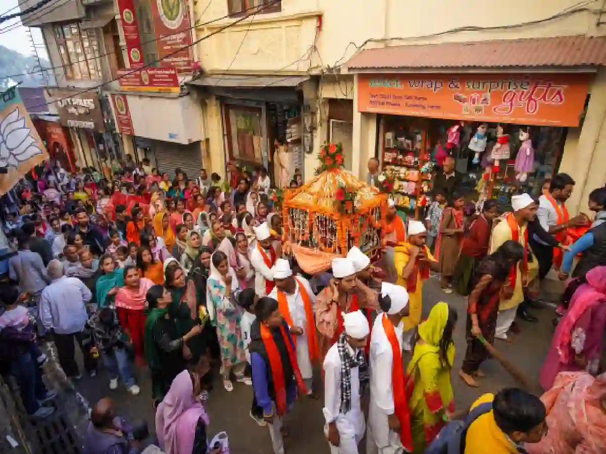 According To The Advisory, The Procession Will Be Taken Out From Red Fort To Bhagwan Valmiki Mandir On Mandir Marg.