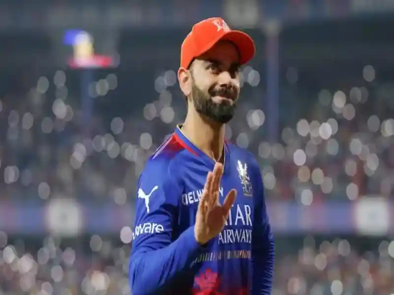 Virat Kohli is in contention to be named RCB captain again